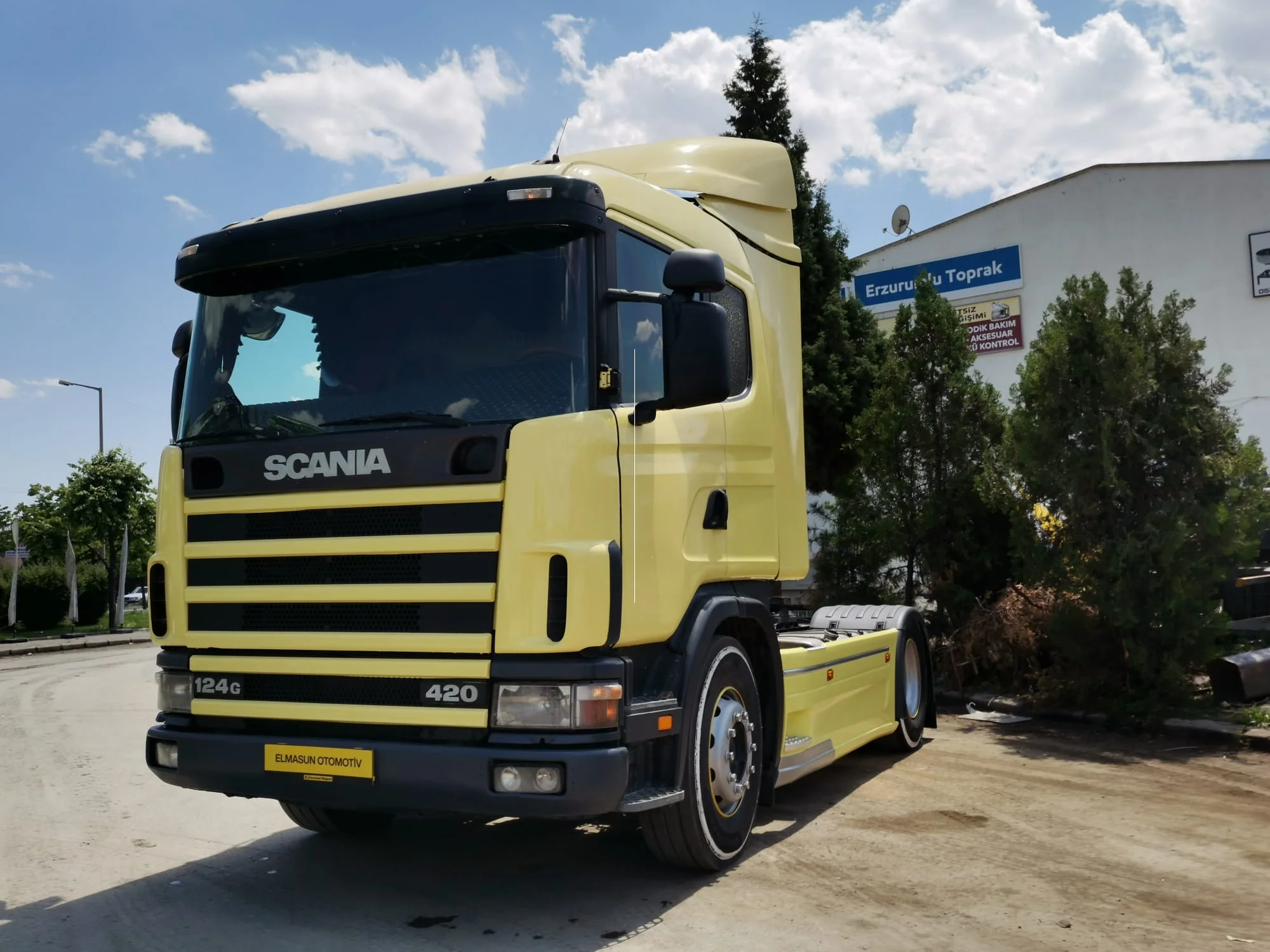 Scania 2004 model 420 depli